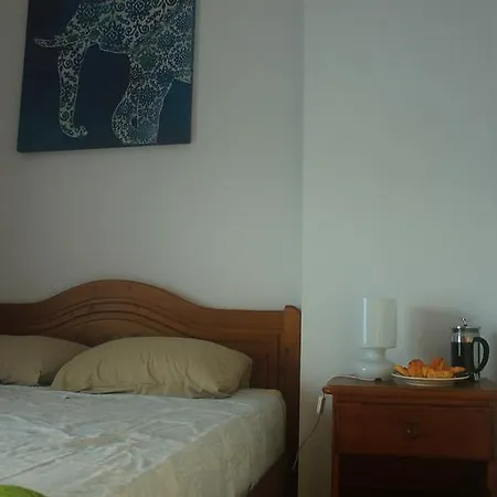 Charming With Sea View Apartment *