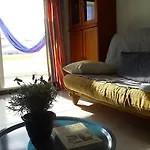 Apartament Charming With Sea View